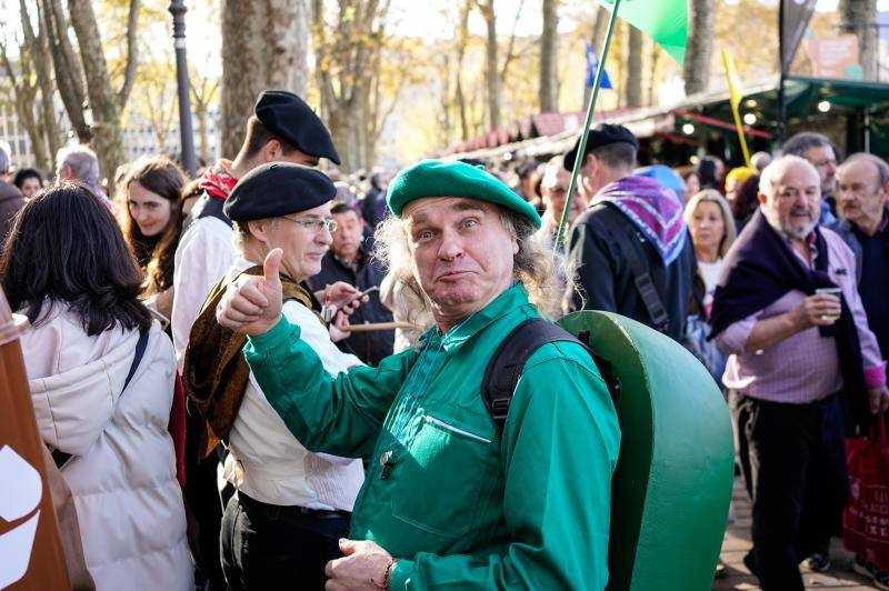 Fotos: Miles de personas disfrutan de un soleado Santo Tomás