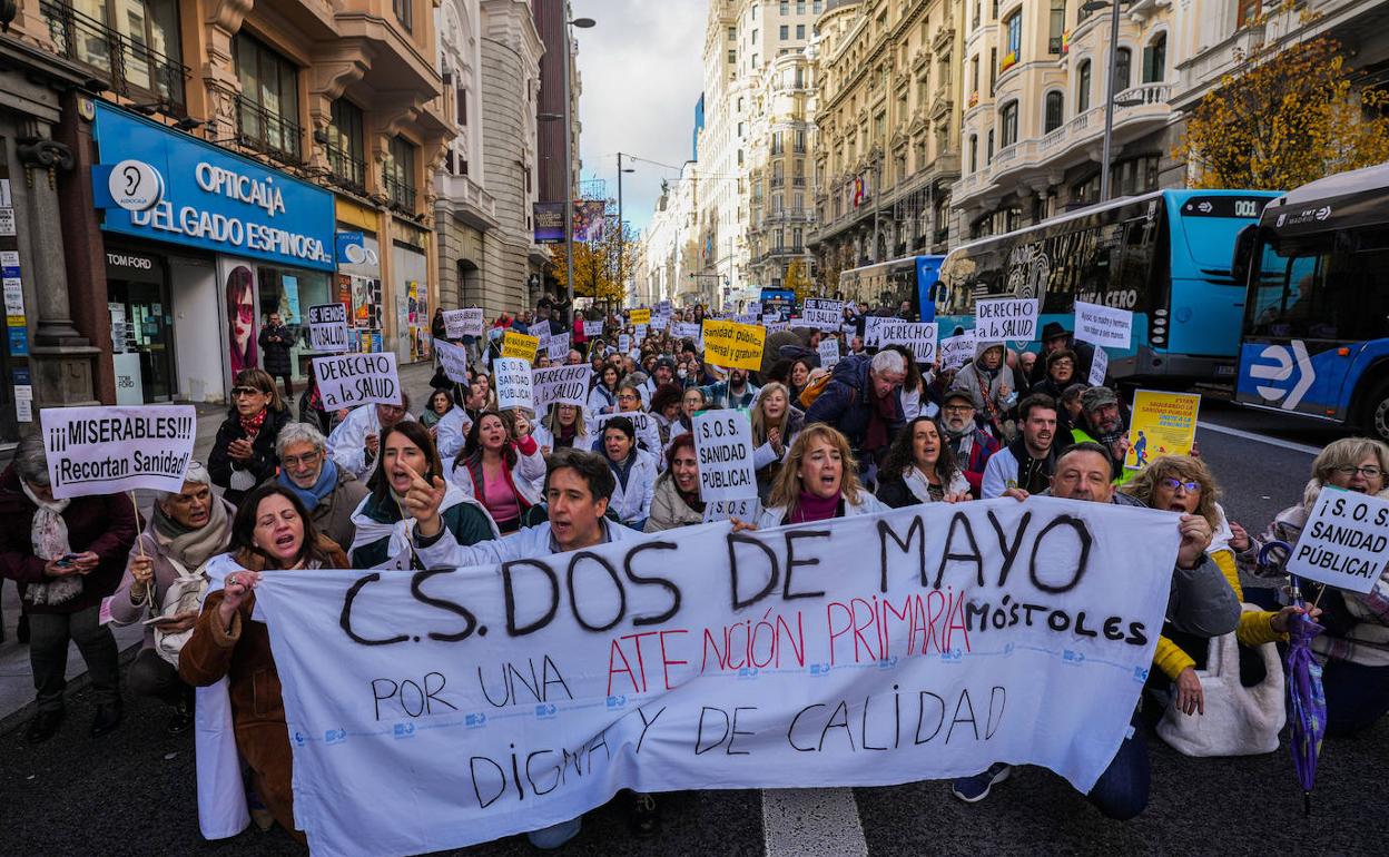 Manifestación en apoyo de los médicos este miércoles.