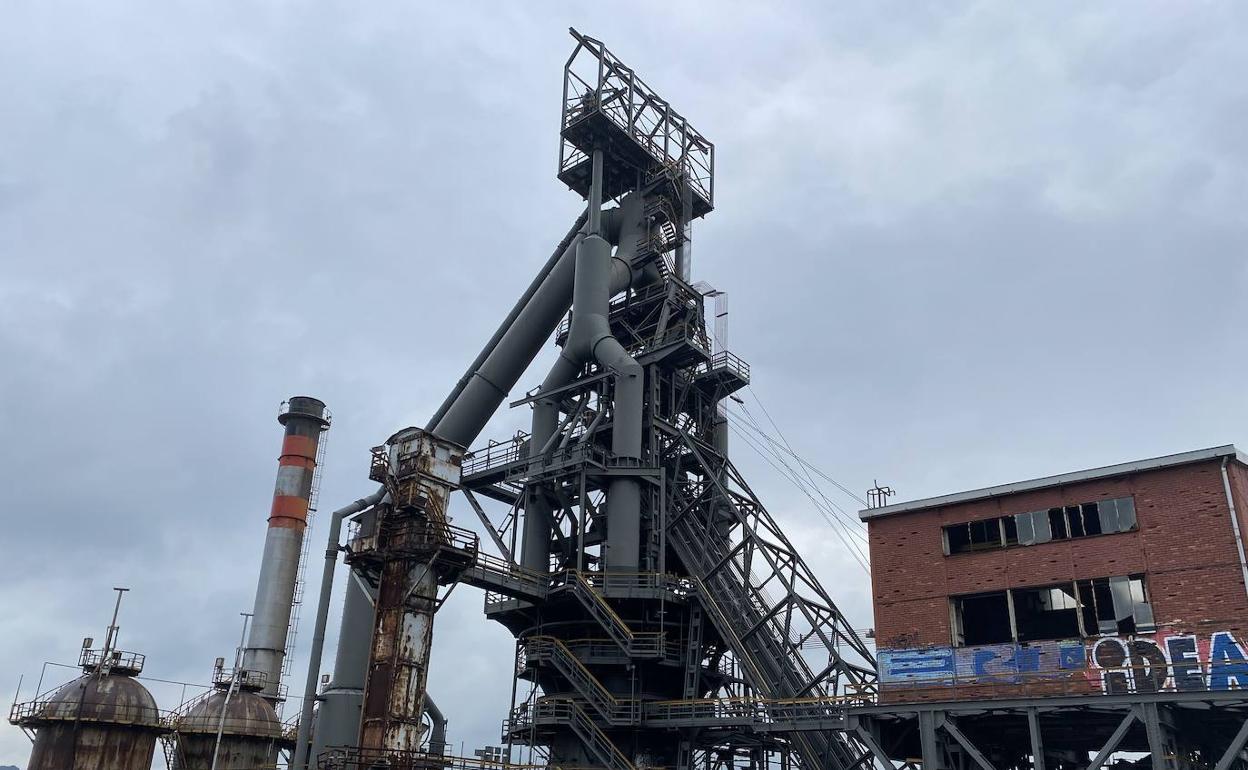 Un tour por el camino que el mineral trazó en la Margen Izquierda y Zona Minera