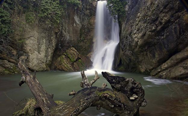 Cascada del Molino de Oteo. 