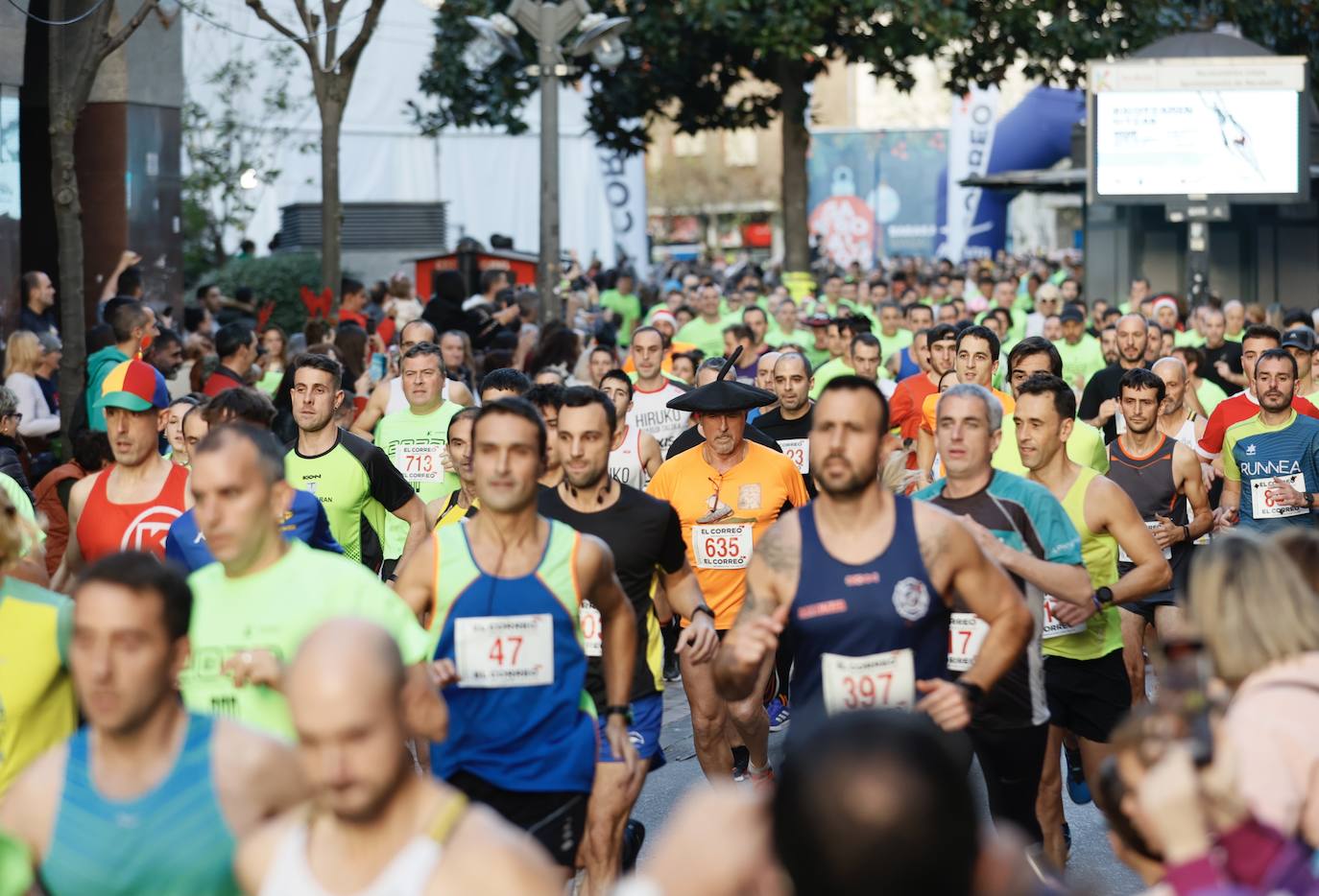 Gran ambiente en la San Silvestre de Barakaldo.