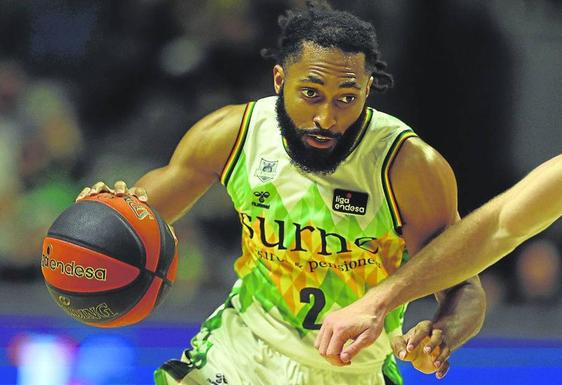 Smith tranquiliza a los hinchas del Bilbao Basket: «Es normal que haya altibajos»