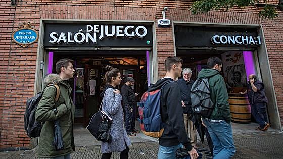 55 de los 135 locales de juego en Bizkaia están a menos de 150 metros de un centro escolar