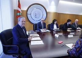 La recaudación de impuestos en Euskadi alcanza un récord pero crece la mitad que en el Estado