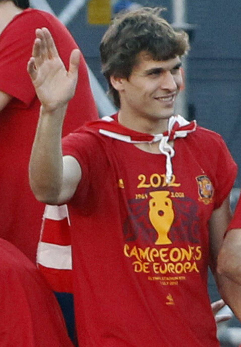 Aunque su participación fue escasa, el ex jugador del Athletic se hizo con la Eurocopa 2016 con España.