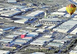 Vista aérea del polígono industrial de Júndiz, el más grande de Euskadi.