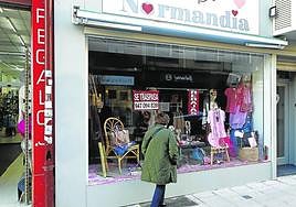 Normandía es una de las tiendas que se traspasa, solo un año después de abrir sus puertas.