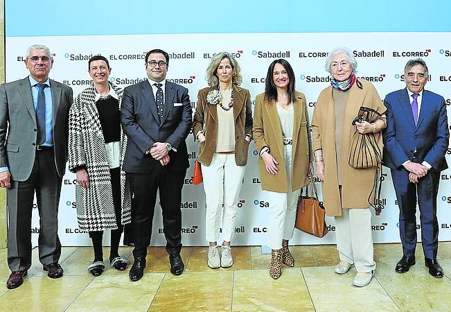 Jaime de la Cal, Maite Maqueda, José Ángel Barreira, Zuriñe Ortiz de Latierro, Cristina Ortega, Mª Victoria Cañas y José Barreira.