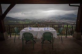 La sonrisa de Ángel Ibarlucea y su equipo se traslada a la mesa.