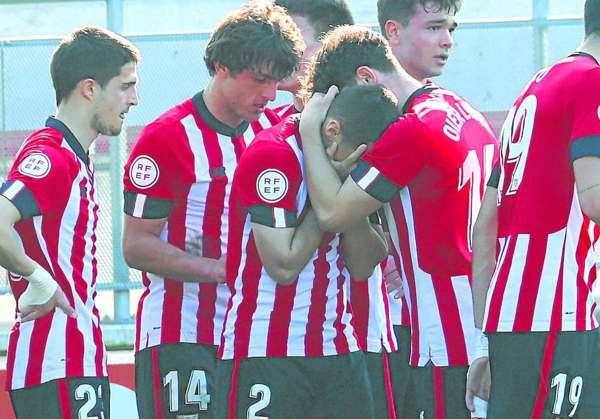 Los cachorros se adelantaron con gol de Izeta pero el Calahorra remontó con dos goles en seis minutos.