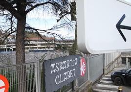 Exterior del colegio Askartza, en Leioa, elegido por la revista Forbes como uno de los 100 mejores centros de España.