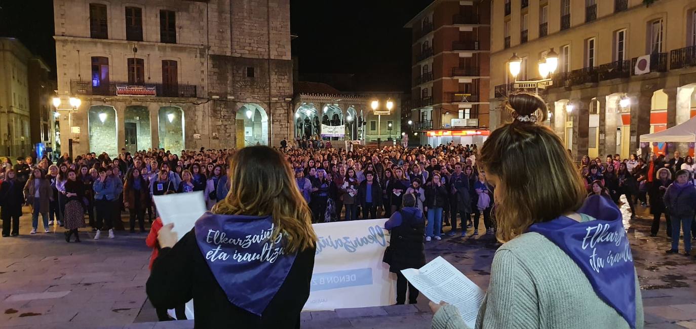 La ola morada protagoniza el 8M en todas las localidades de Ayala