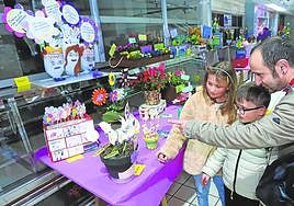 Fueron muchos los niños y niñas que visitaron la muestra, así que se hizo buena la idea de sembrar.