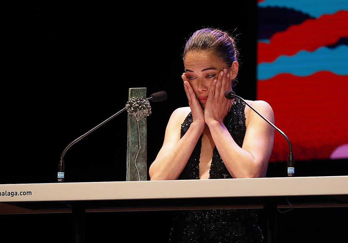 La vitoriana Patricia López Arnaiz ha recibido esta tarde la Briznaga de Plata en Málaga.