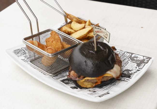 Hamburguesa salvaje black.