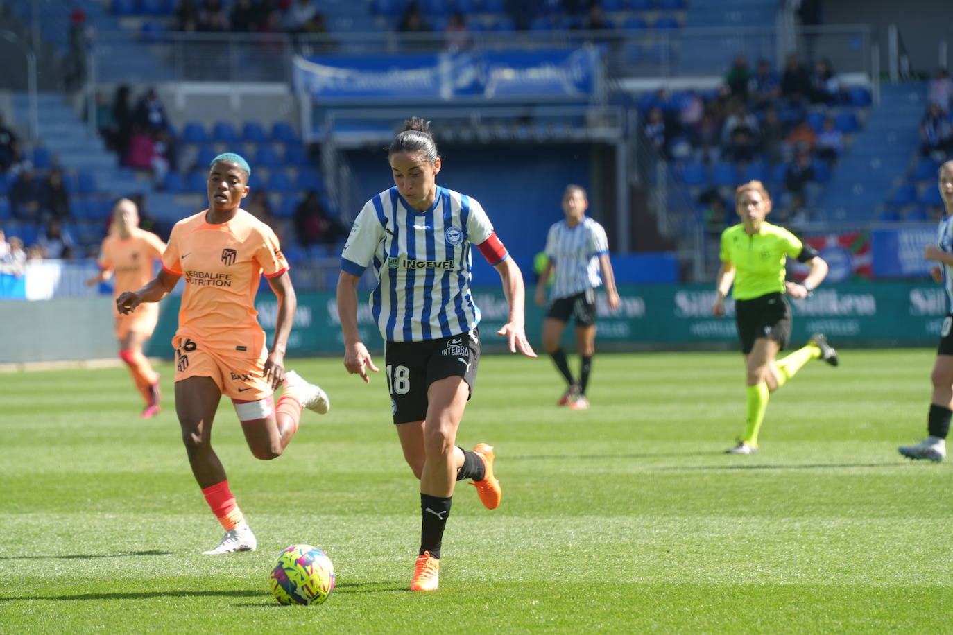 El Alavés Glorisas - Atlético de Madrid, en imágenes