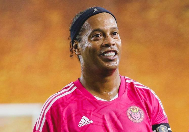 Ronaldinho congregó a dos millones de personas el día que jugó.