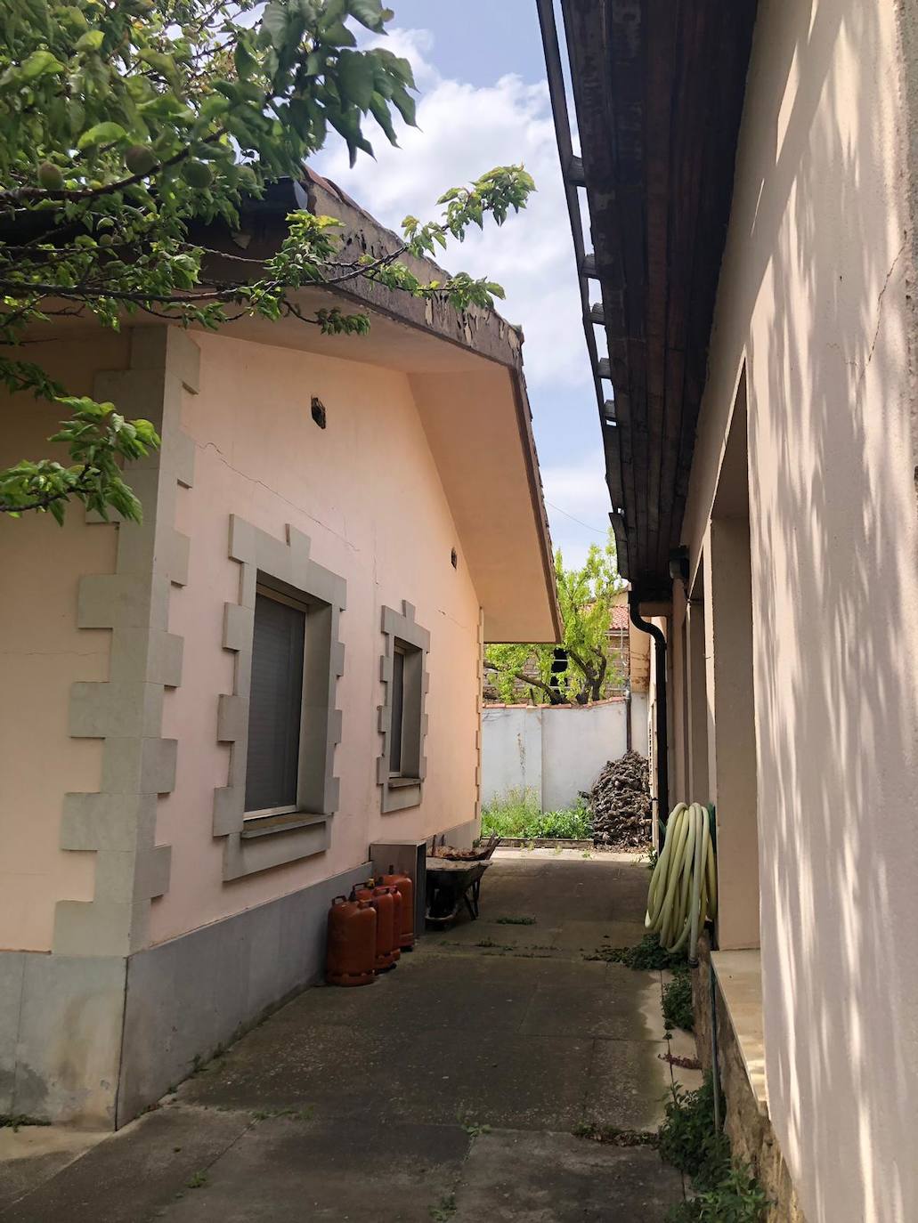 Antes y después: una pareja bilbaína idea la casa rural más disfrutona