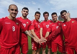 Asier Etxaburu, Julen Etxaniz, Ekhi Bravo, Beñat Leiza, Iñigo Ibargoien y Eñaut Mendia pasaron por las filas del Eibar antes de militar en el Portugalete.