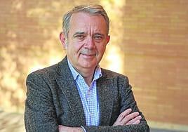 El escritor y periodista riojano Jorge Alacid.