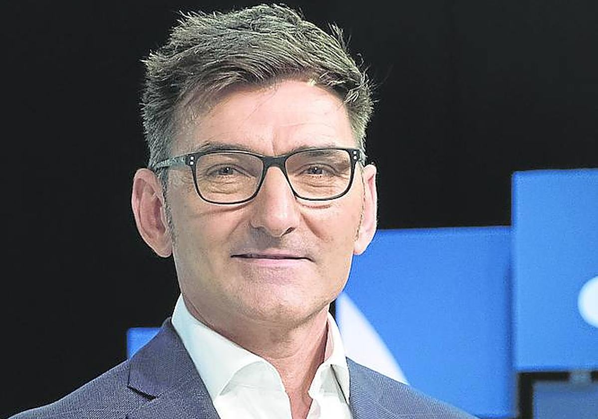 «No soy mucho de mirar hacia atrás», reconoce Usabiaga.