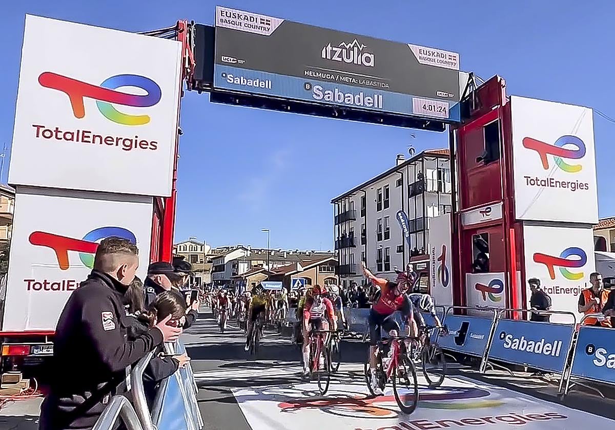 Imagen del ajustado final en Labastida.