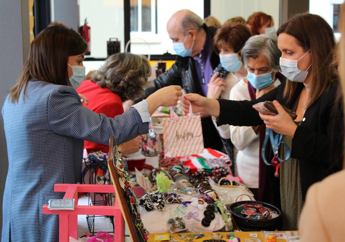 Imagen del mercado artesanal solidario del hospital San Juan de Dios.