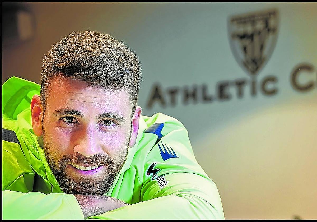 Unai Simón, en Lezama tras el entrenamiento de este jueves
