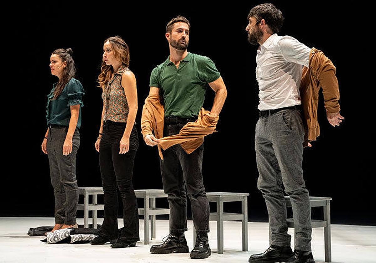 Los actores de la obra 'Altsasu'.