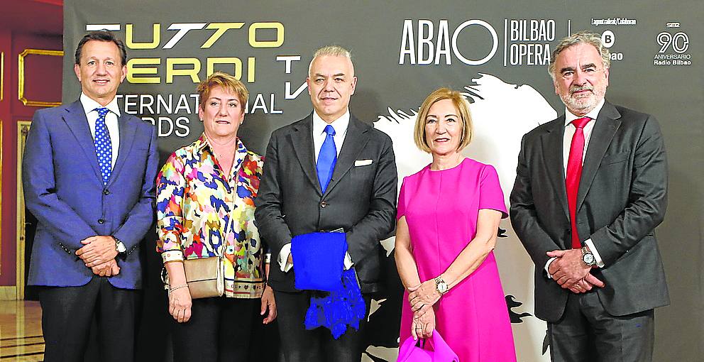 Enrique Sáez Uribarri, Chelo Mata, Massimo Gasparón, Marian Mata y Javier Hernani. 