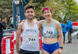 Los ganadores, al término de la carrera.