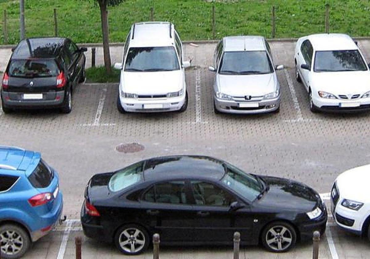 Las 16 maniobras que suponen como mínimo una multa de 200 euros