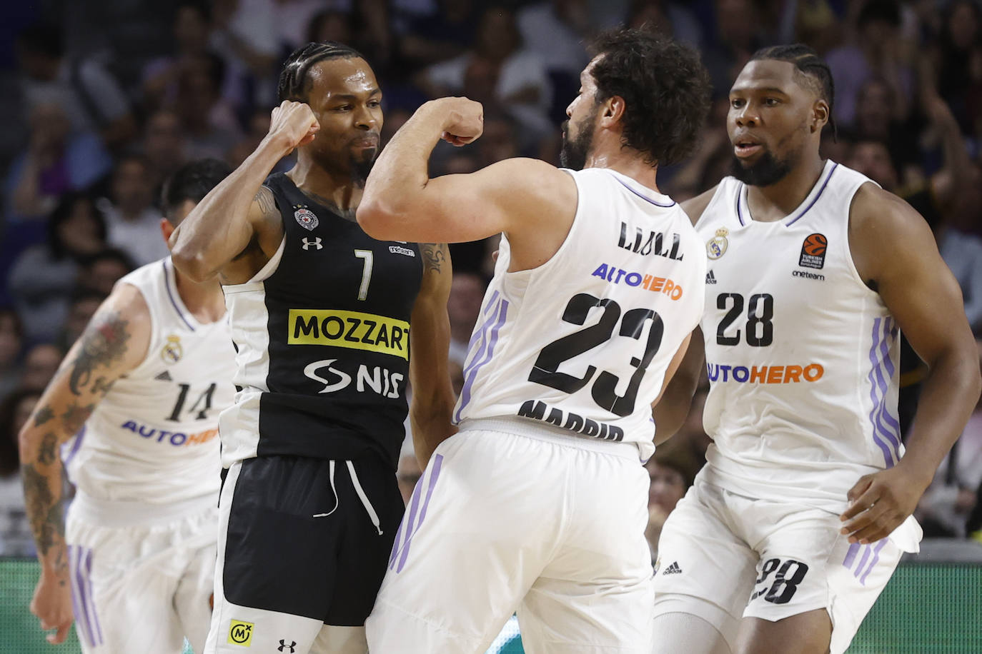 La pelea entre el Real Madrid y el Partizan, en imágenes