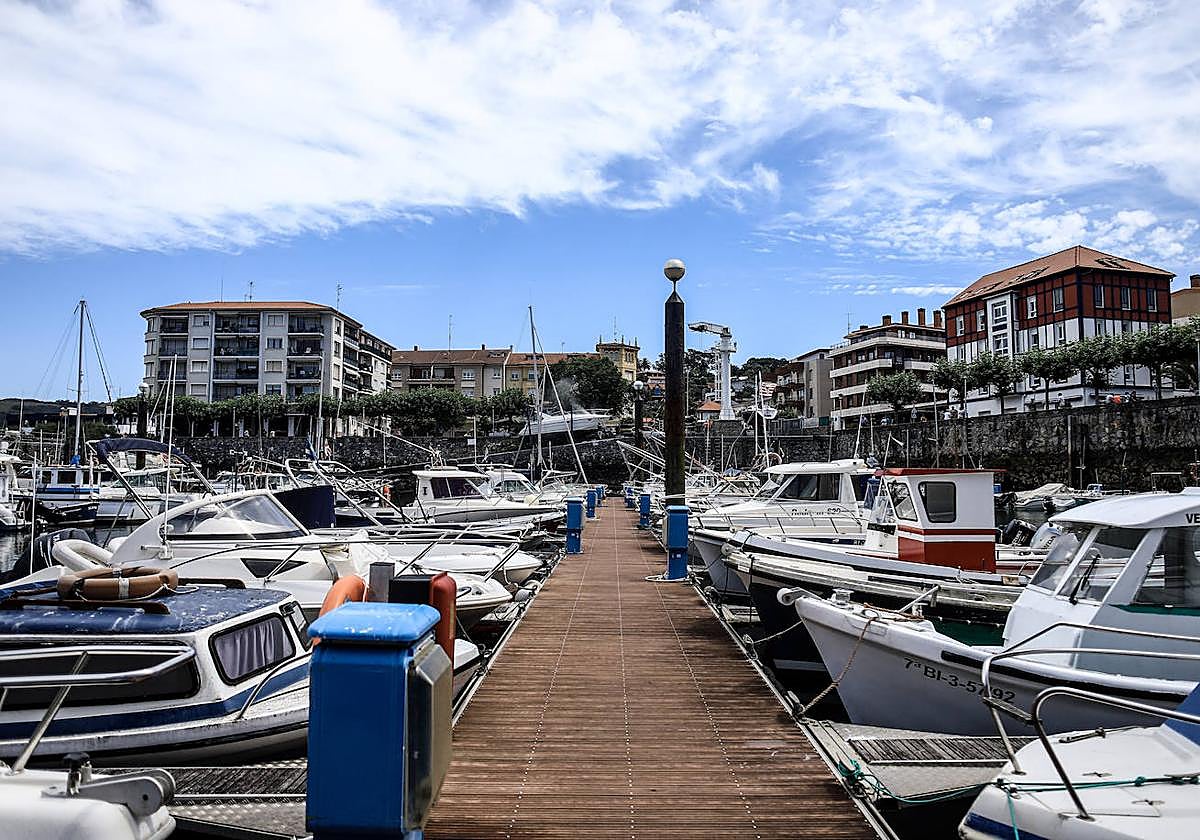 El puerto de Plentzia se amplió hasta las 204 plazas.