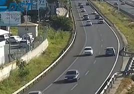 Asombro en directo: TVE dice que hay «normalidad en las carreteras» y un coche circula en sentido contrario