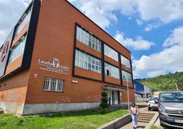 El edificio de la Agencia de Desarrollo acogerá las clases de informática del KZ Gunea.