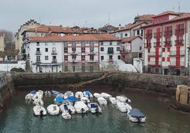 Mundaka cuenta con un total de 70 viviendas turísticas, en su mayoría localizadas en la parte vieja.