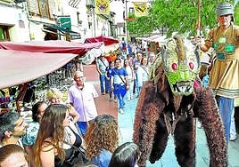 El Mercado Medieval arrancó con fuerza y con actividades para público de todas las edades.