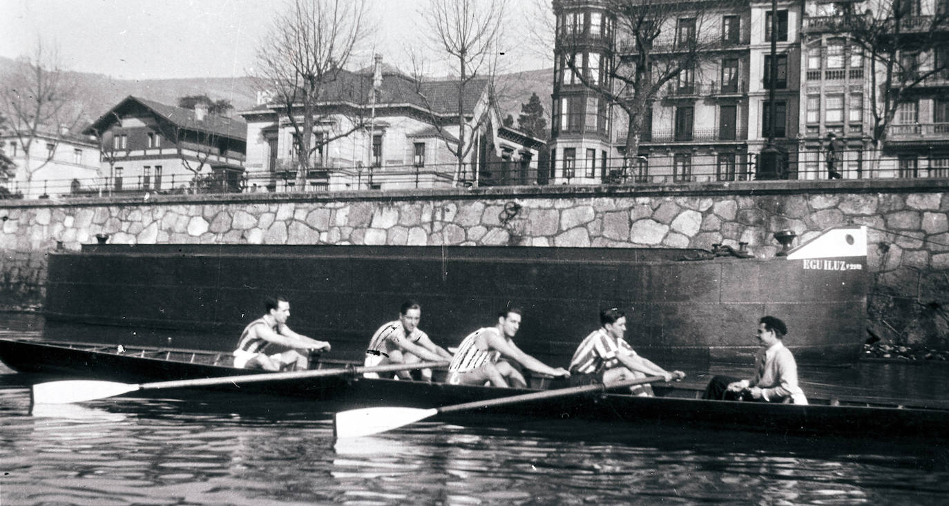 Entrenamiento de traineras. Bibliotecas de Getxo