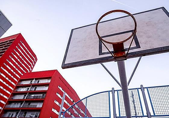 Investigan una agresión sexual de un entrenador de baloncesto a una jugadora junior en Vitoria