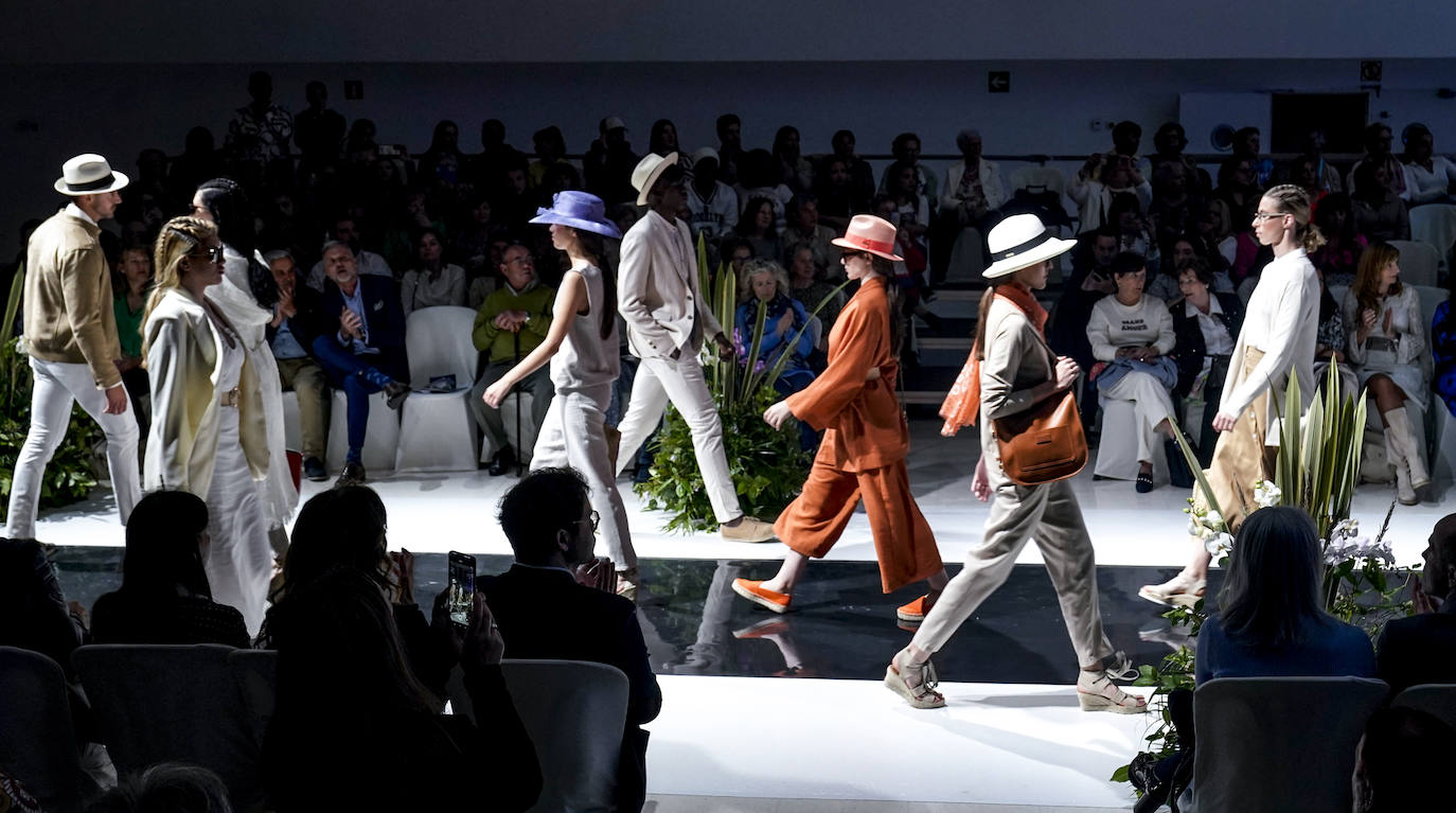 El comercio local muestra las tendencias del verano en la Pasarela Gasteiz On