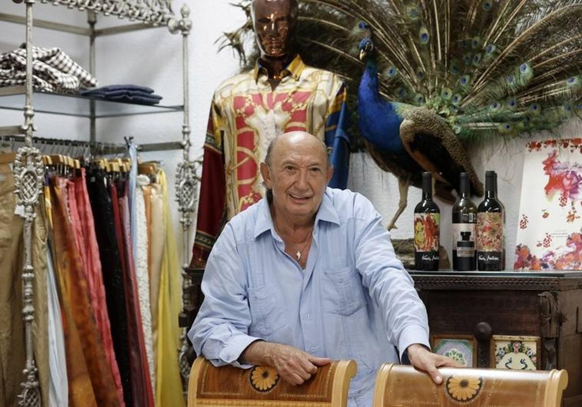 El diseñador de moda Francis Montesinos.