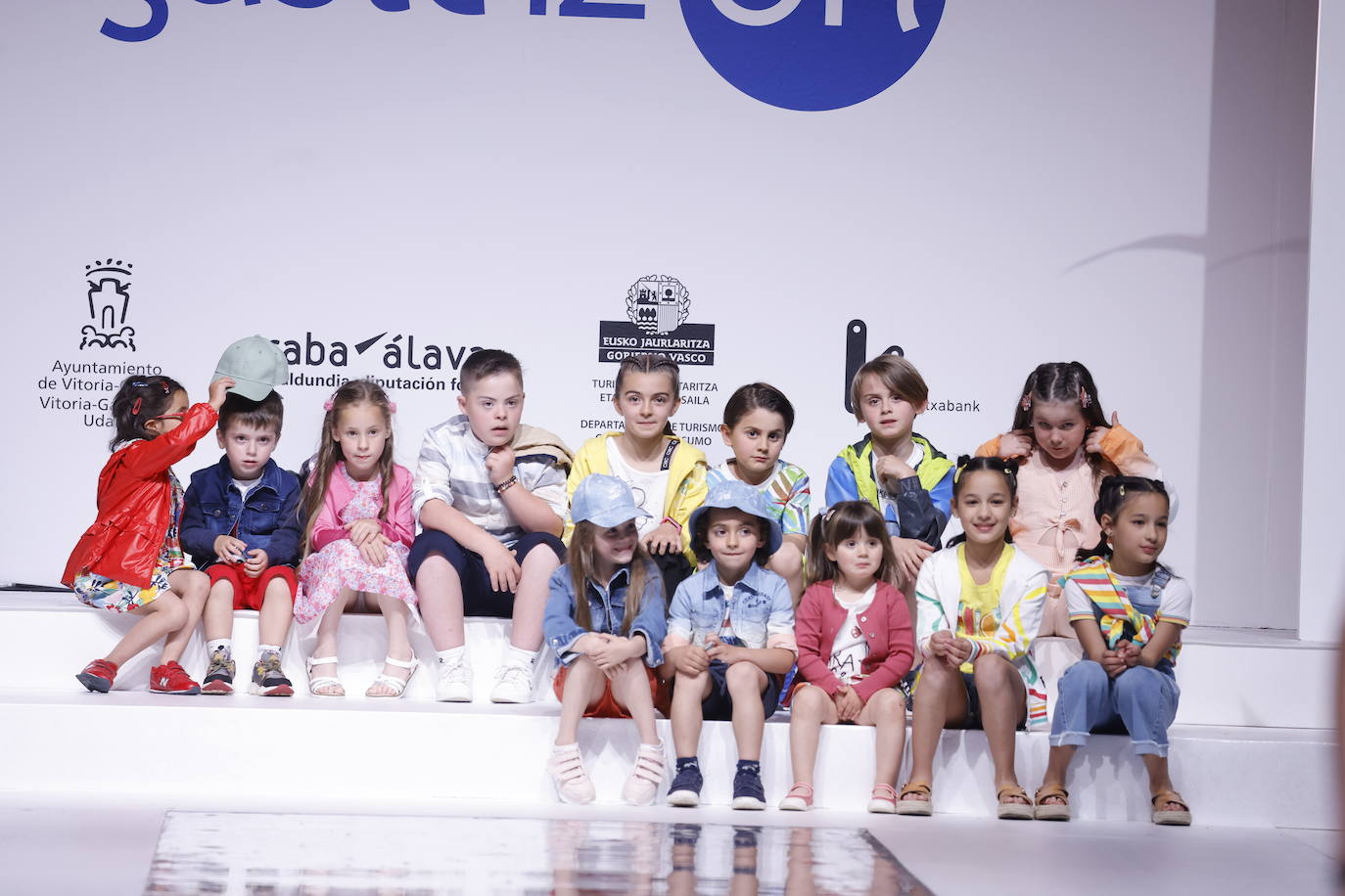 Del &#039;minimal&#039; a las plumas en la Pasarela Gasteiz On