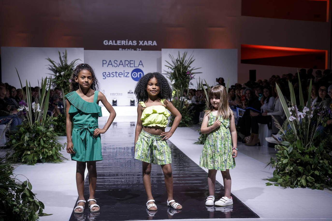 Del &#039;minimal&#039; a las plumas en la Pasarela Gasteiz On