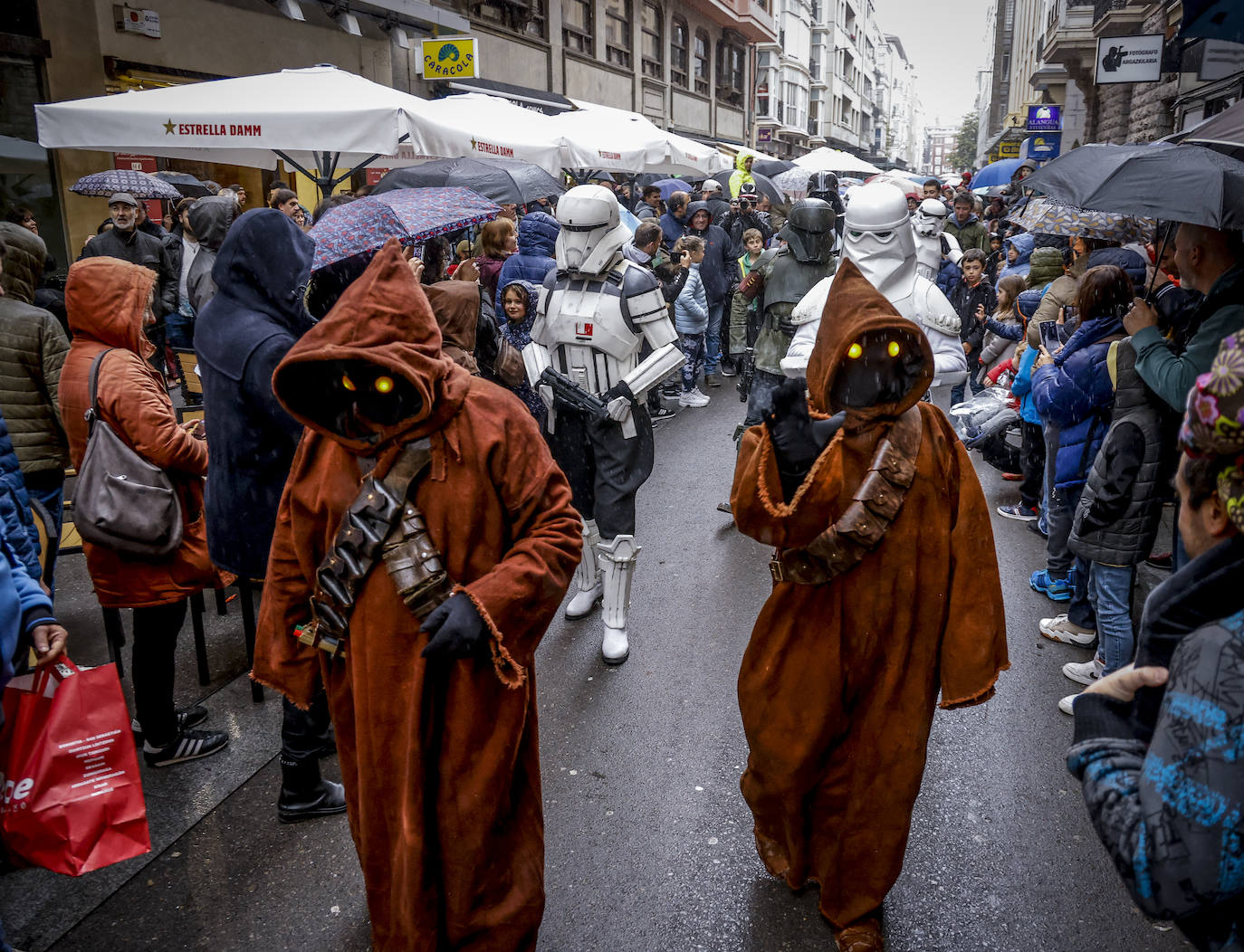 Las tropas imperiales de Star Wars conquistan Vitoria