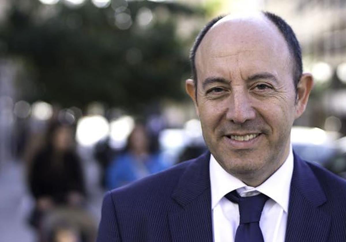 Gonzalo Bernardos advierte de las consecuencias de subir ahora los salarios