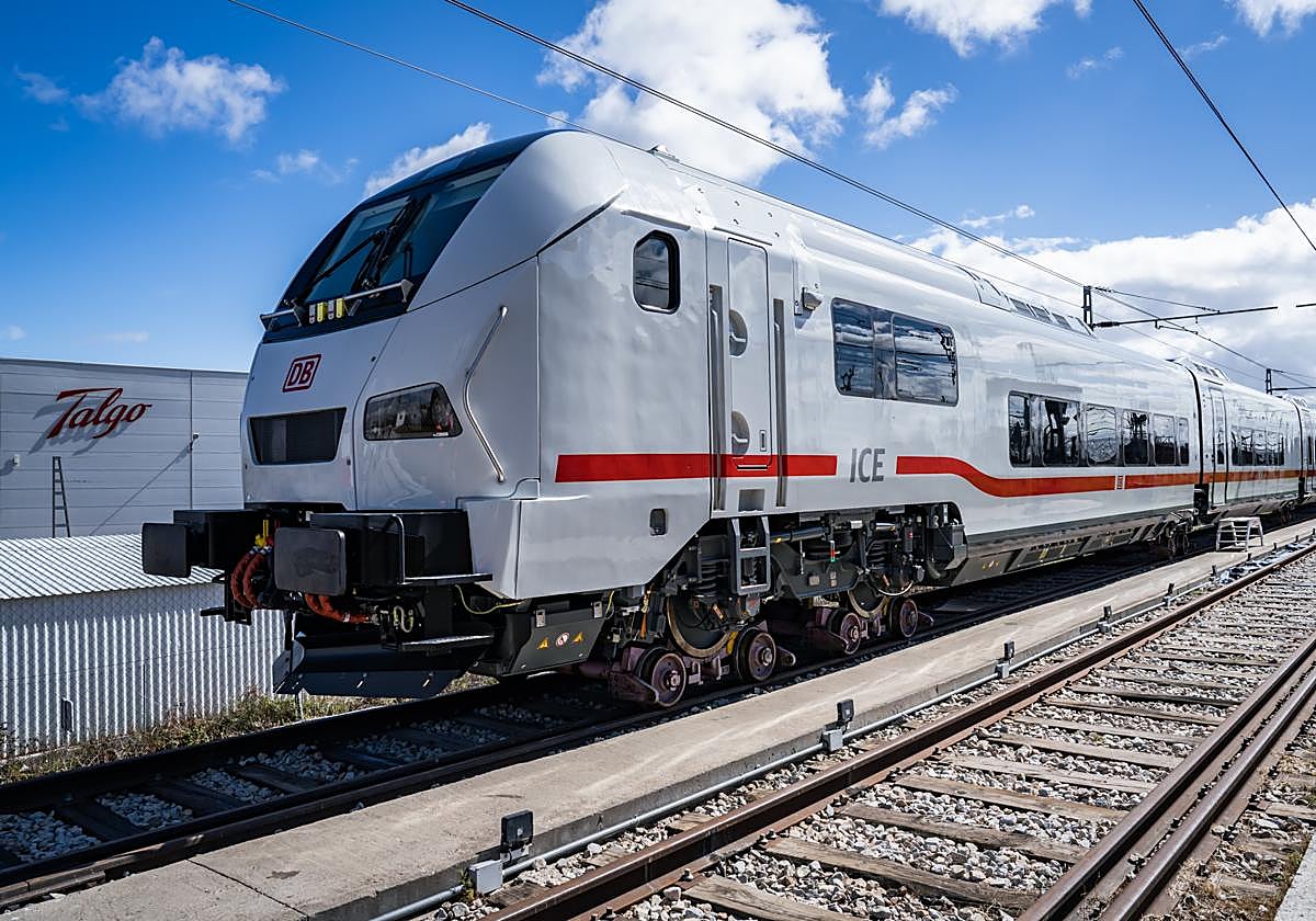 Trenes 230 de Talgo serigrafiados para Deutsche Bahn