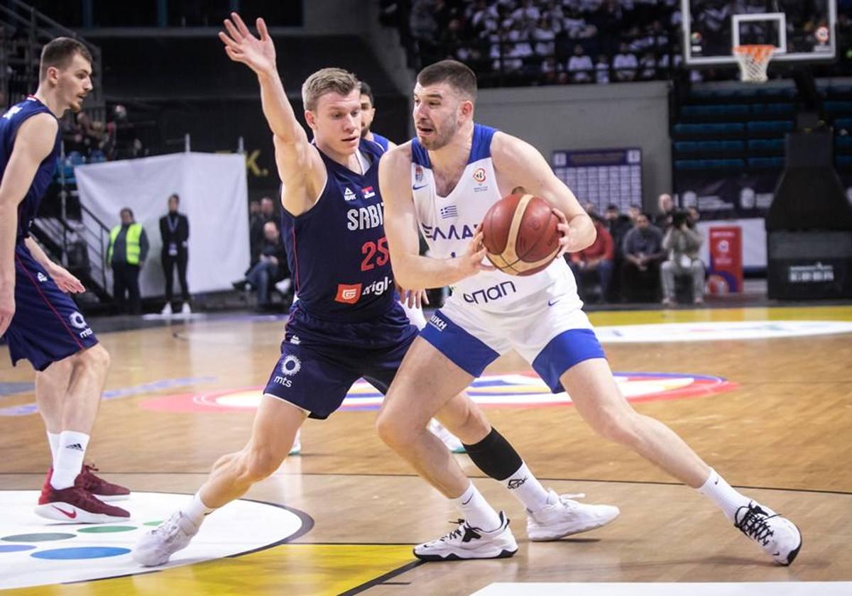 Nikos Rogkavopoulos anotó 28 puntos ante Serbia en las últimas ventanas.