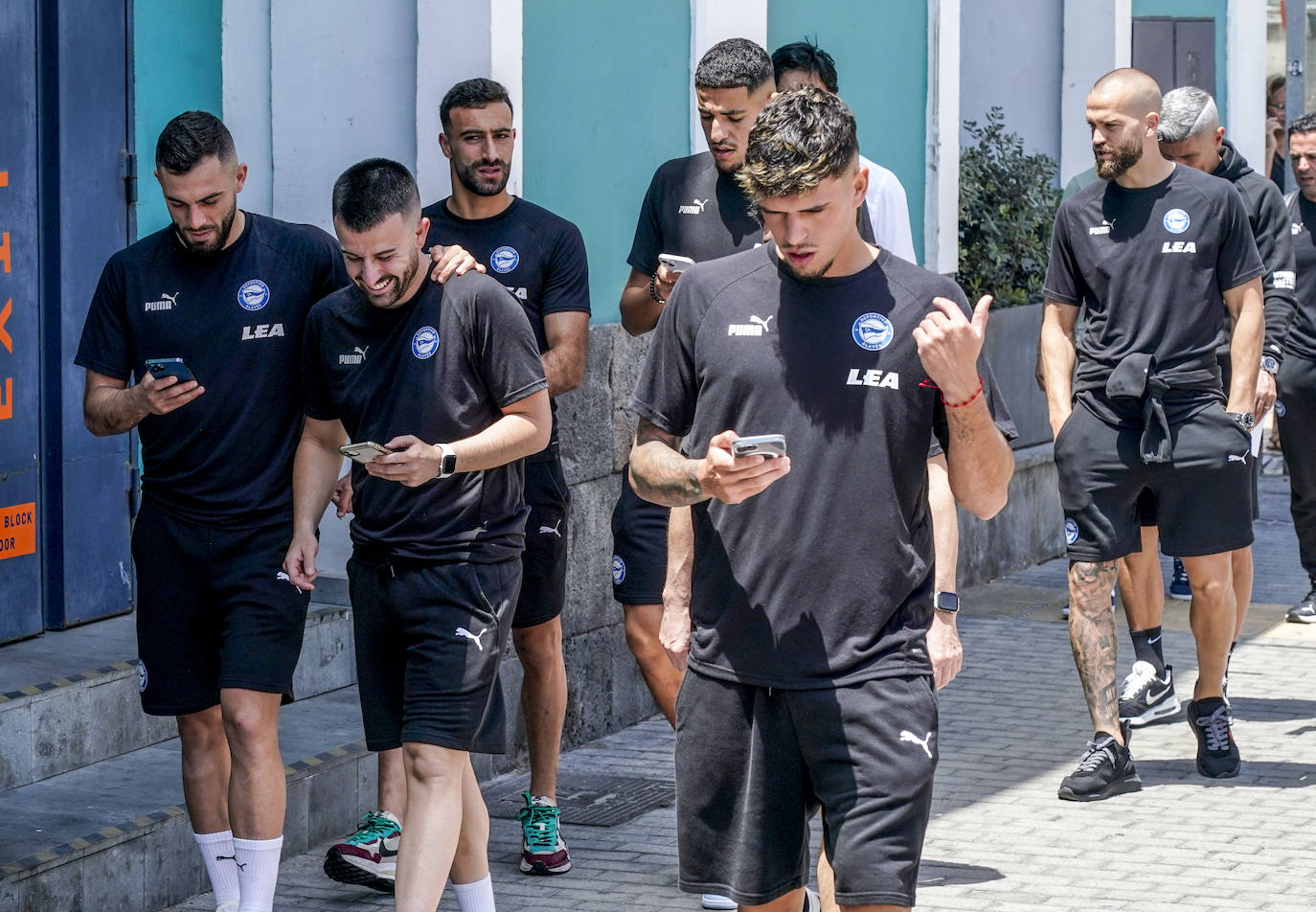 Los jugadores se dejan ver por las calles de Las Palmas