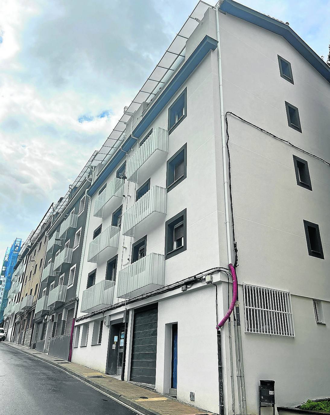 Imagen - La parte alta de Txonta presenta otra imagen con las rehabilitaciones.